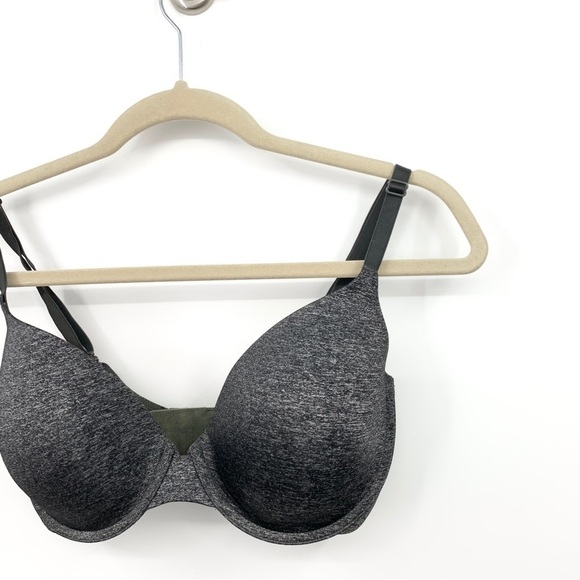 Victoria's Secret Women Size 32DDD Bra Heathered Gray Underwire Uplift Semi Demi - Picture 2 of 7